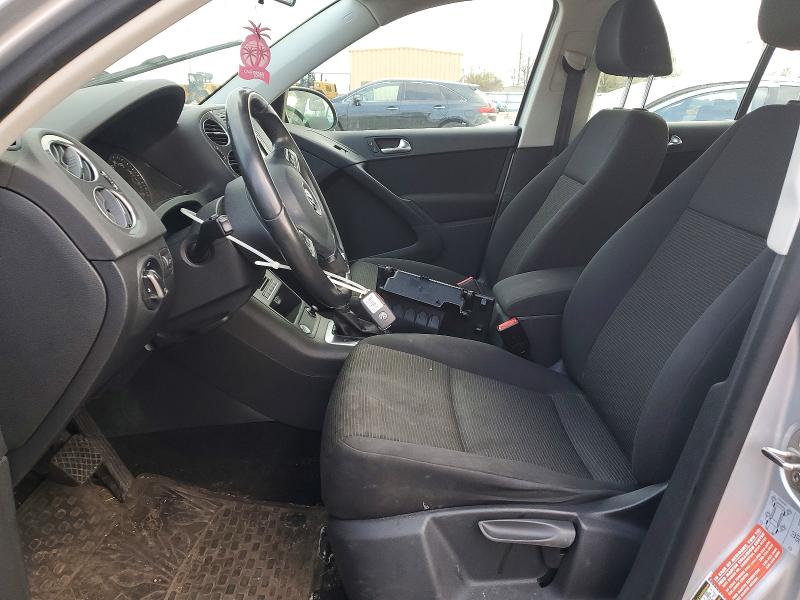 47758036 :رقم المزاد ، WVGAV7AX7HK049864 vin ، 2017 Volkswagen Tiguan مزاد بيع