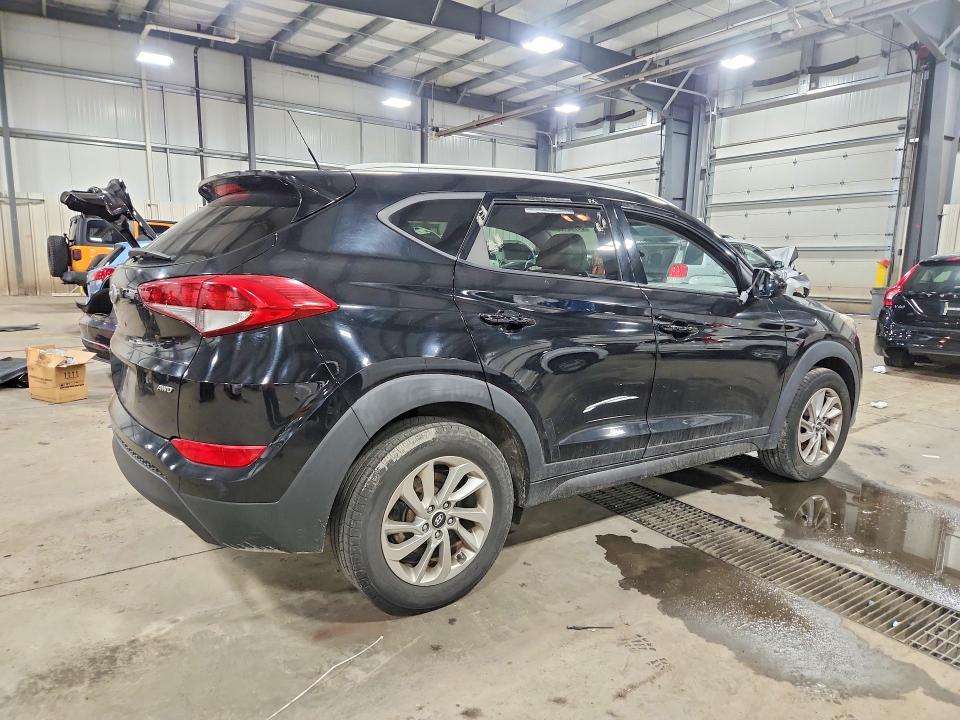 2016 Hyundai Tucson მანქანა იყიდება აუქციონზე, vin: KM8J3CA48GU101302, აუქციონის ნომერი: 51782766