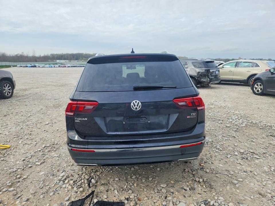 2018 Volkswagen Tiguan მანქანა იყიდება აუქციონზე, vin: 3VV2B7AX2JM151042, აუქციონის ნომერი: 49555146
