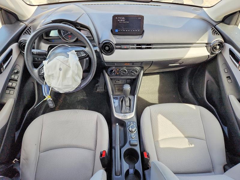 51906356 :رقم المزاد ، 3MYDLBYV8KY522776 vin ، 2019 Toyota Yaris مزاد بيع
