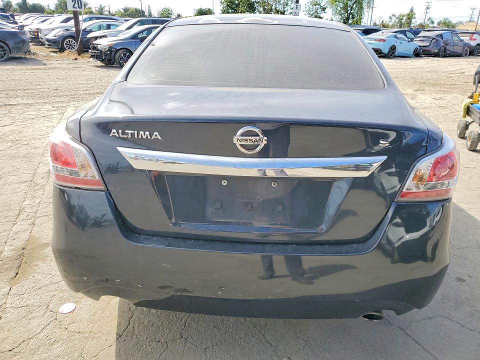 2015 Nissan Altima მანქანა იყიდება აუქციონზე, vin: 1N4AL3AP0FN348228, აუქციონის ნომერი: 50726416