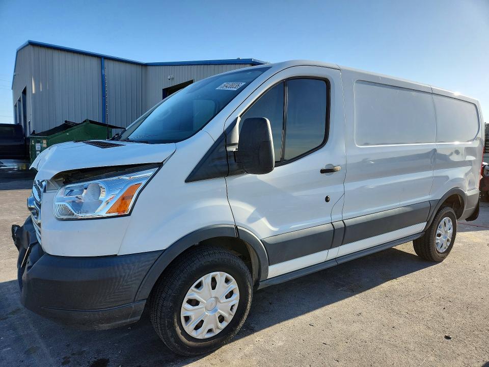 2018 Ford Transit მანქანა იყიდება აუქციონზე, vin: 1FTYR1ZM8JKB32496, აუქციონის ნომერი: 50438036