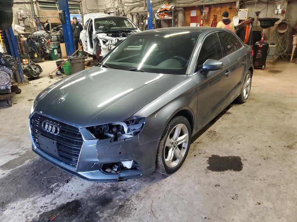 Продаж на аукціоні авто 2018 Audi A3, vin: WAUB8GFF8J1058453, номер лоту: 47035046