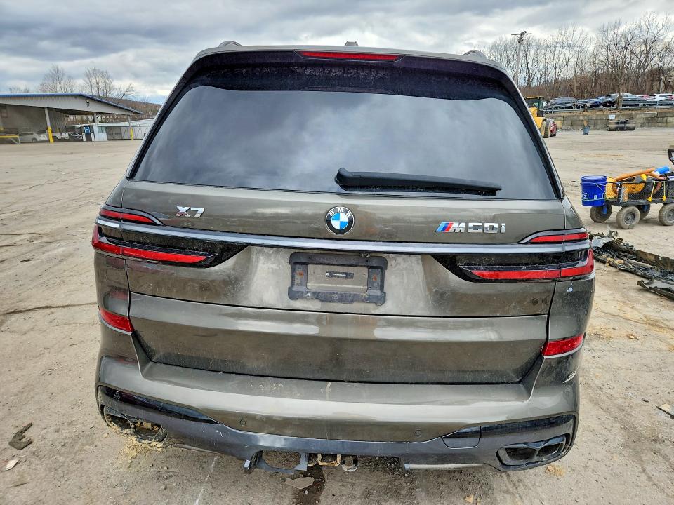 2024 Bmw X7 მანქანა იყიდება აუქციონზე, vin: 5UX33EM08R9U31933, აუქციონის ნომერი: 48050556