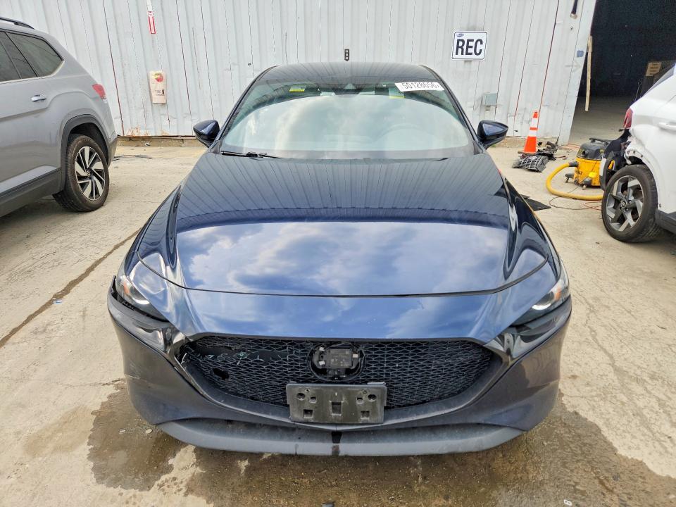 50128656 :رقم المزاد ، JM1BPAKL4M1327230 vin ، 2021 Mazda 3 مزاد بيع