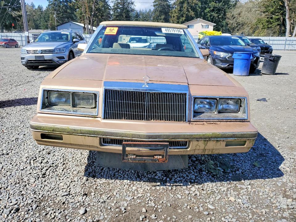 1984 Chrysler Lebaron მანქანა იყიდება აუქციონზე, vin: 1C3BC55C3EG167732, აუქციონის ნომერი: 49519196