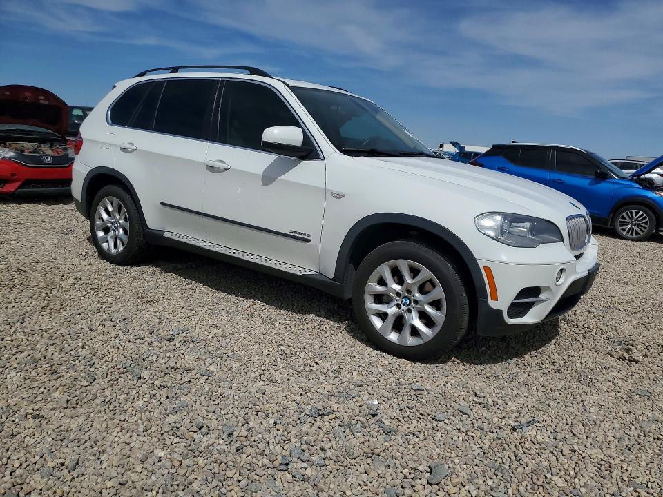 49928226 :رقم المزاد ، 5UXZV4C53D0B15058 vin ، 2013 Bmw X5 مزاد بيع
