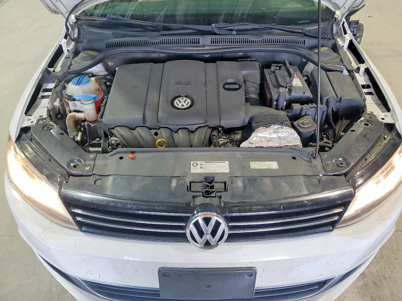 49125886 :رقم المزاد ، 3VWDP7AJ2DM448155 vin ، 2013 Volkswagen Jetta مزاد بيع