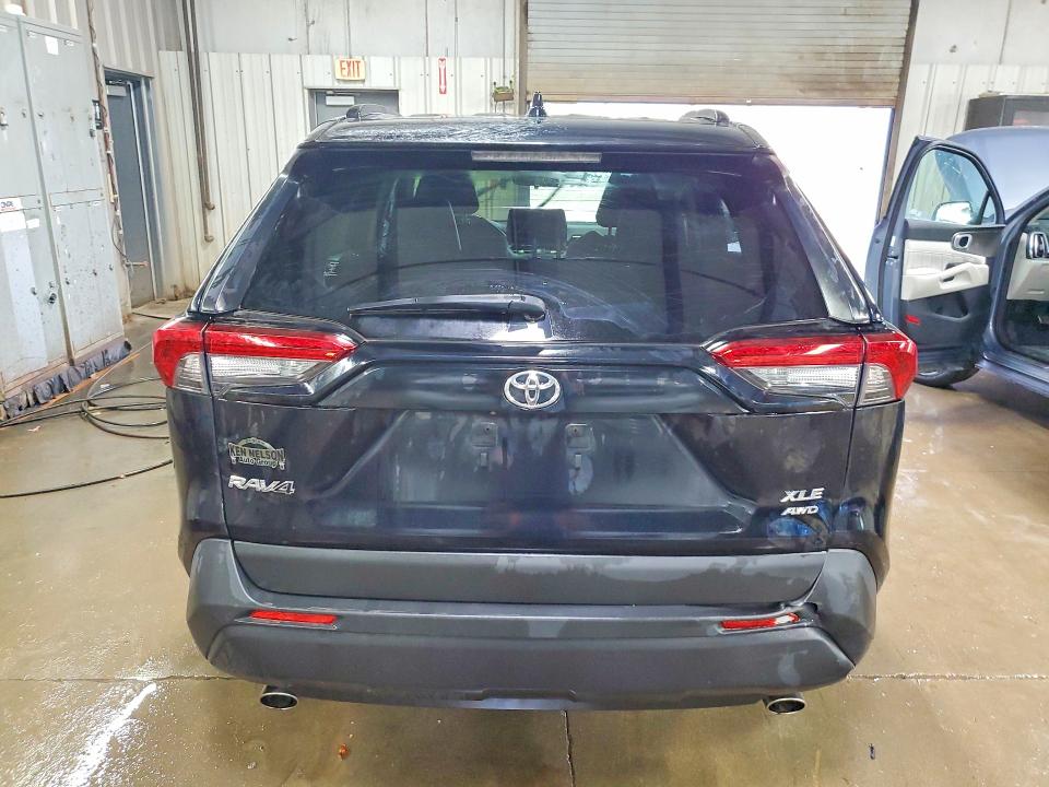51067756 :رقم المزاد ، JTMA1RFV3KD501890 vin ، 2019 Toyota Rav4 مزاد بيع