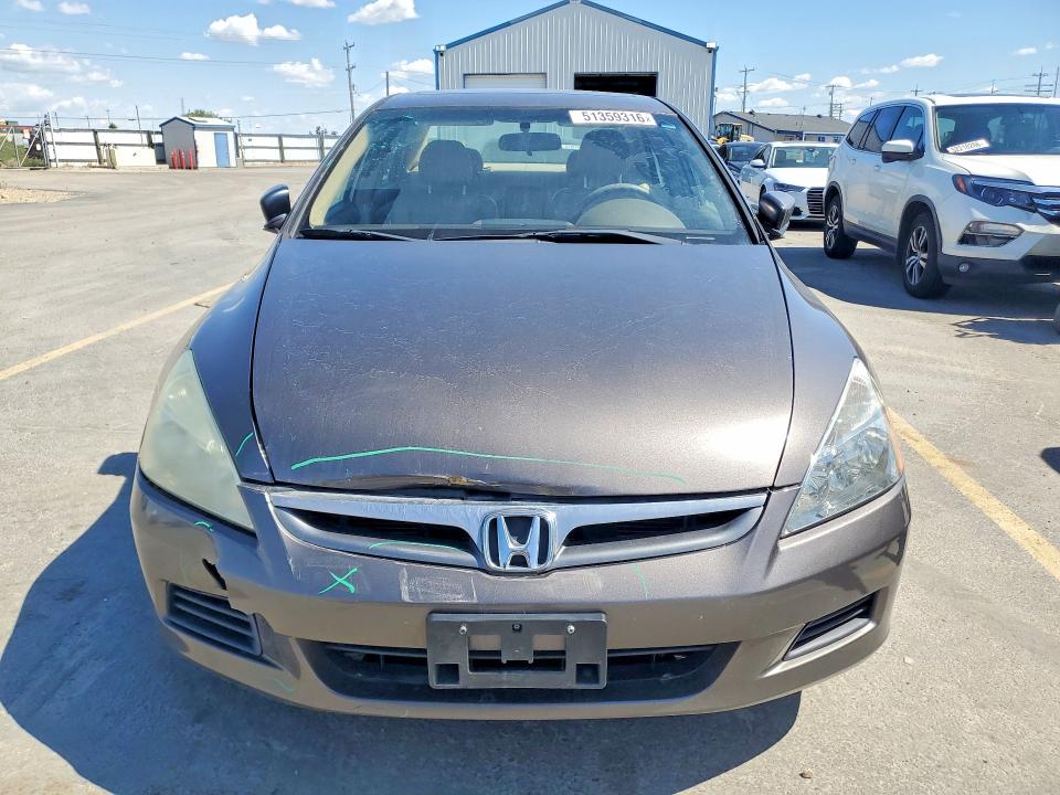 51359316 :رقم المزاد ، 1HGCM665X7A069078 vin ، 2007 Honda Accord مزاد بيع