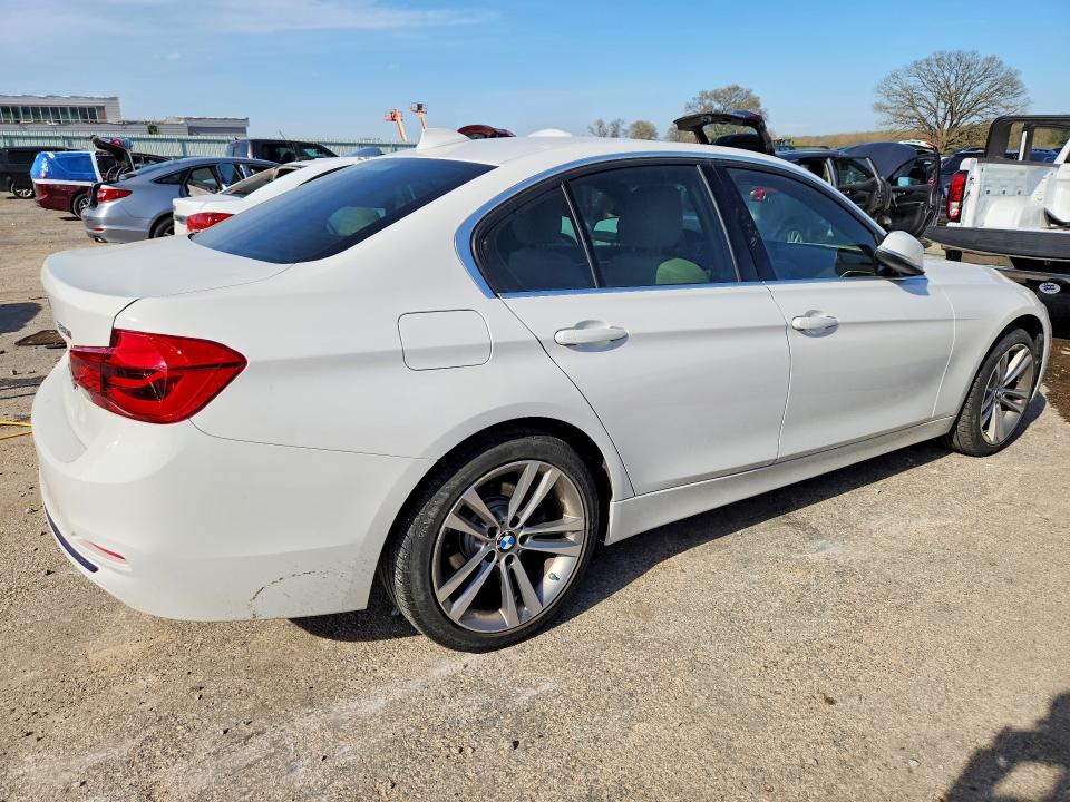 Продаж на аукціоні авто 2018 Bmw 330, vin: WBA8D9G54JNU67730, номер лоту: 50931316
