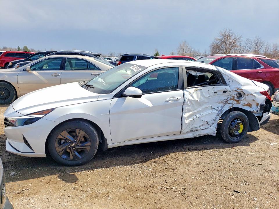 Продажа на аукционе авто 2022 Hyundai Elantra Preferred 4d, vin: KMHLM4AG0NU229178, номер лота: 48874196