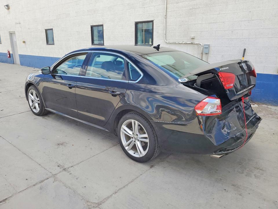 50820756 :رقم المزاد ، 1VWBV7A32FC065481 vin ، 2015 Volkswagen Passat مزاد بيع