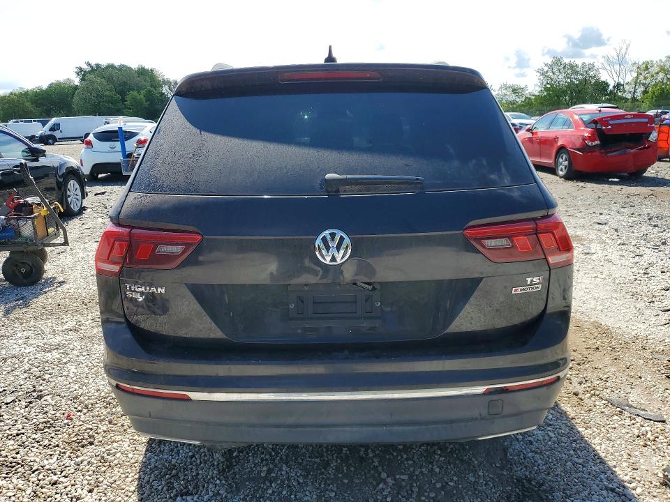 Aukcja sprzedaży 2018 Volkswagen Tiguan, vin: 3VV2B7AX9JM154116, numer aukcji: 50687106