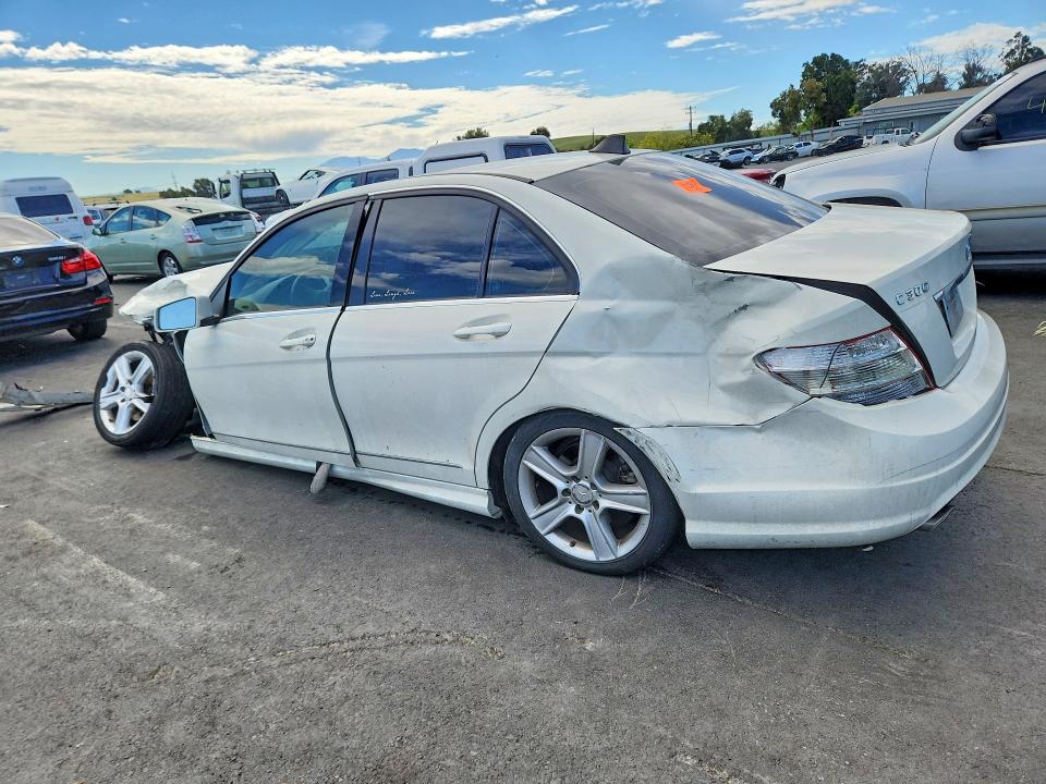 48984286 :رقم المزاد ، WDDGF5EB5BA414026 vin ، 2011 Mercedes-benz C مزاد بيع