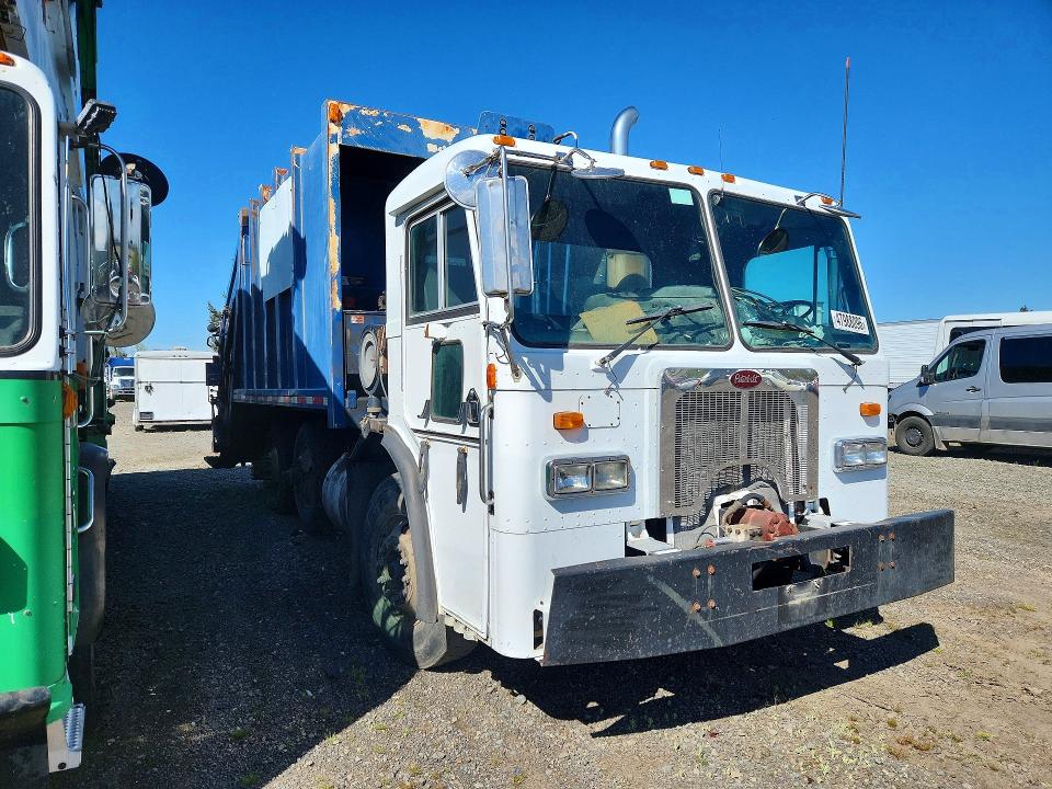 Продажа на аукционе авто 2001 Peterbilt 320, vin: 1NPZH07X71D713046, номер лота: 47988096