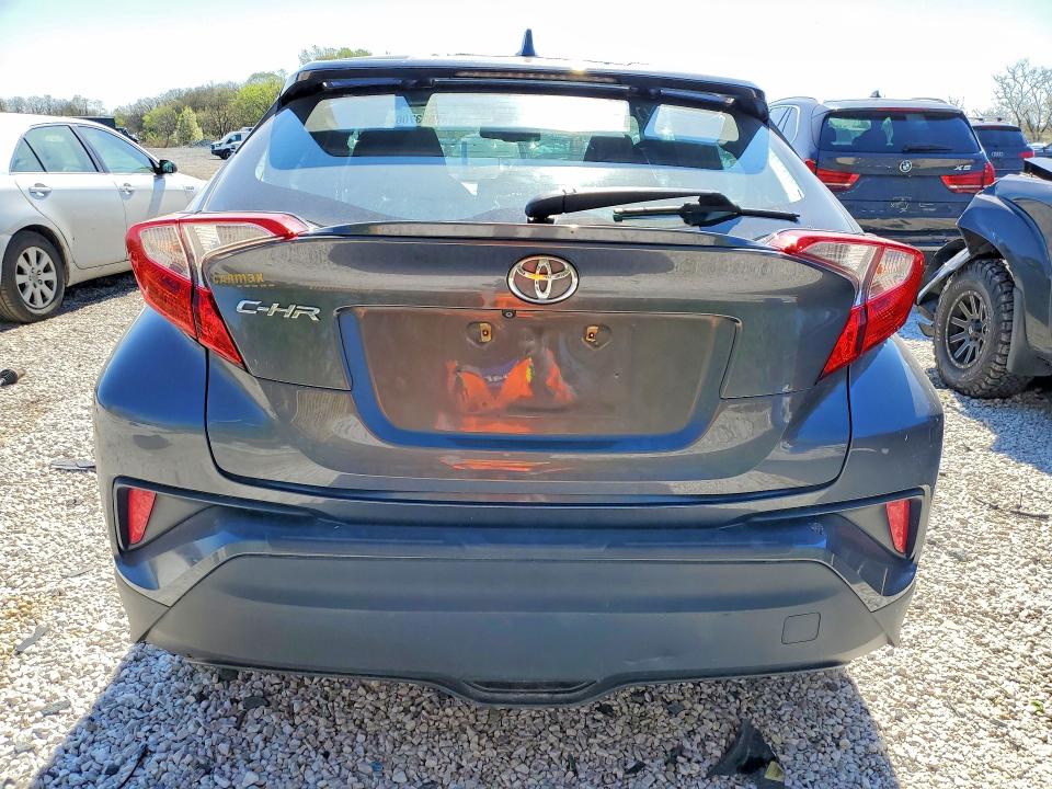 48623706 :رقم المزاد ، NMTKHMBX4JR011809 vin ، 2018 Toyota C-hr مزاد بيع