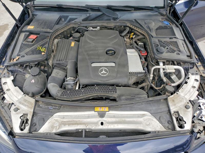 2015 Mercedes-benz C მანქანა იყიდება აუქციონზე, vin: 55SWF4KB7FU041913, აუქციონის ნომერი: 51723466