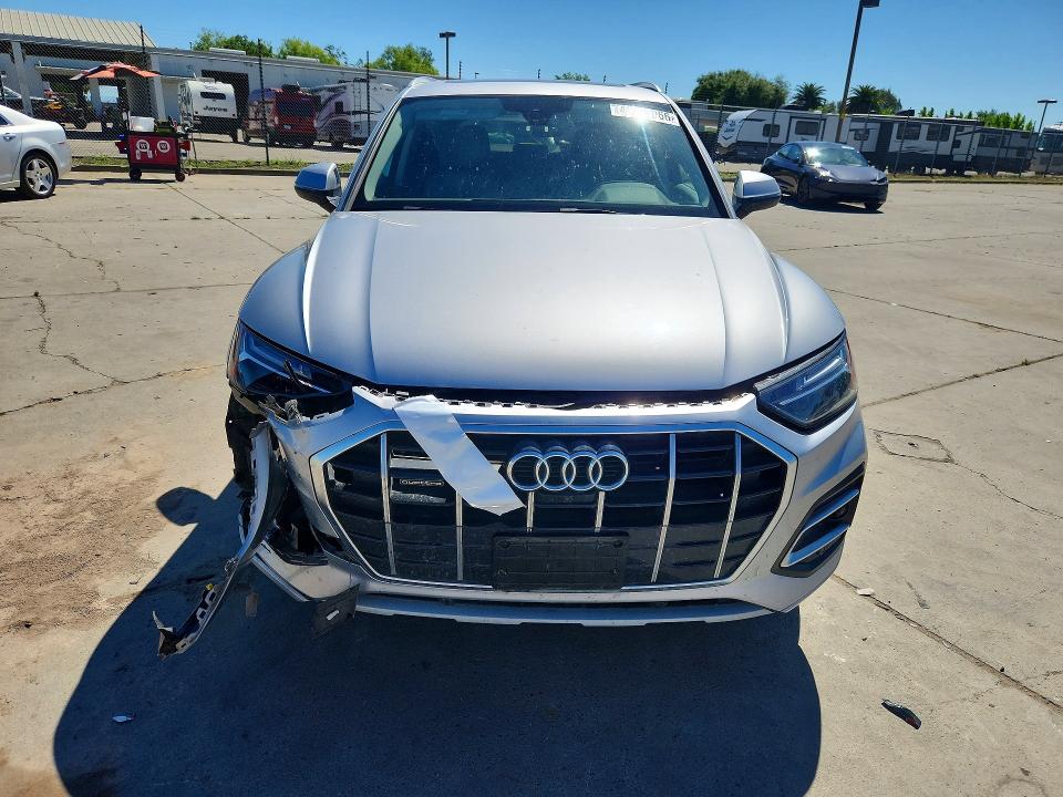 2021 Audi Q5 მანქანა იყიდება აუქციონზე, vin: WA1BAAFY3M2045009, აუქციონის ნომერი: 48305066