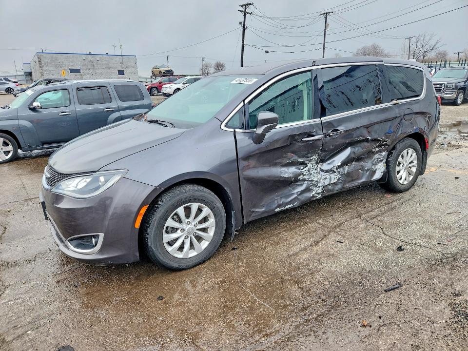 Продаж на аукціоні авто 2018 Chrysler Pacifica, vin: 2C4RC1FG8JR101996, номер лоту: 48432856