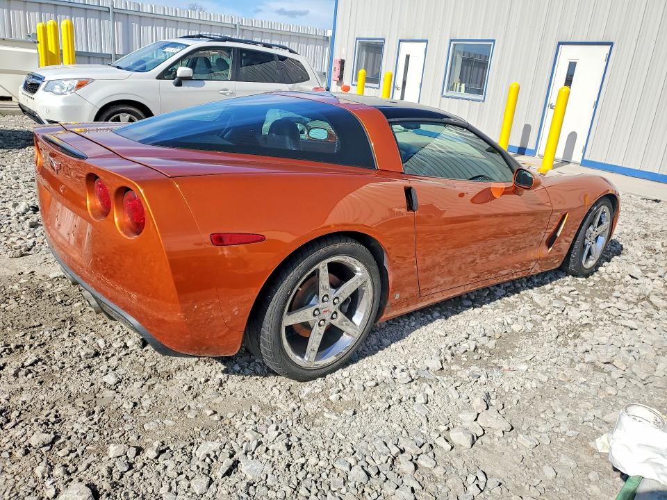 51645676 :رقم المزاد ، 1G1YY26UX75104924 vin ، 2007 Chev Corvette مزاد بيع