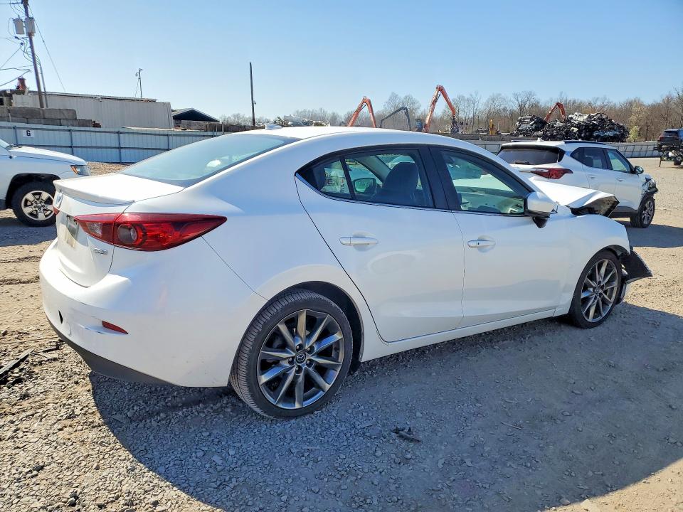 Aukcja sprzedaży 2018 Mazda 3, vin: 3MZBN1V30JM175833, numer aukcji: 49024726