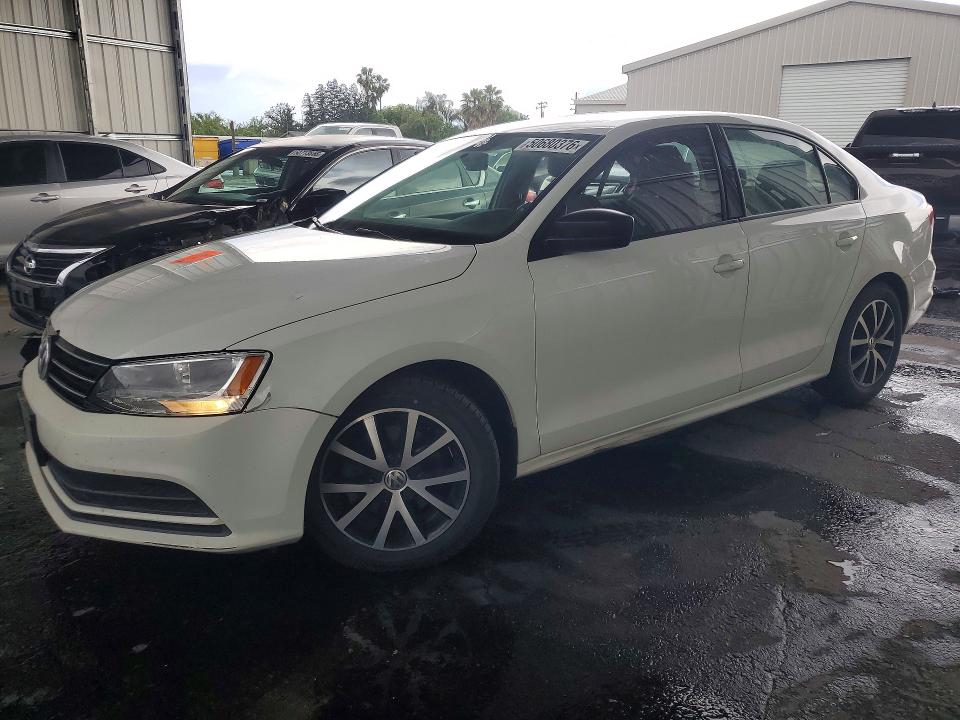 50680376 :رقم المزاد ، 3VWD67AJ6GM360202 vin ، 2016 Volkswagen Jetta مزاد بيع