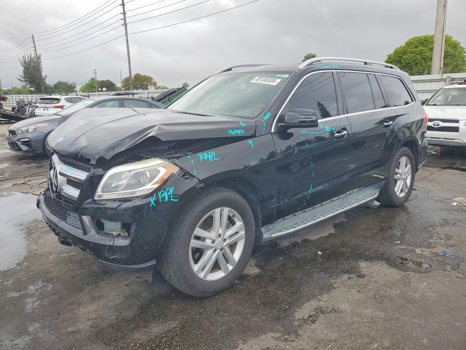 49106506 :رقم المزاد ، 4JGDF6EE7FA522811 vin ، 2015 Mercedes-benz Gl مزاد بيع