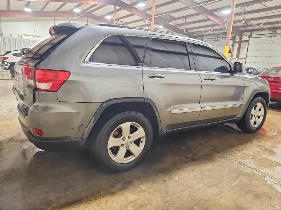 51098196 :رقم المزاد ، 1J4RR4GG6BC721989 vin ، 2011 Jeep Grand Cherokee مزاد بيع