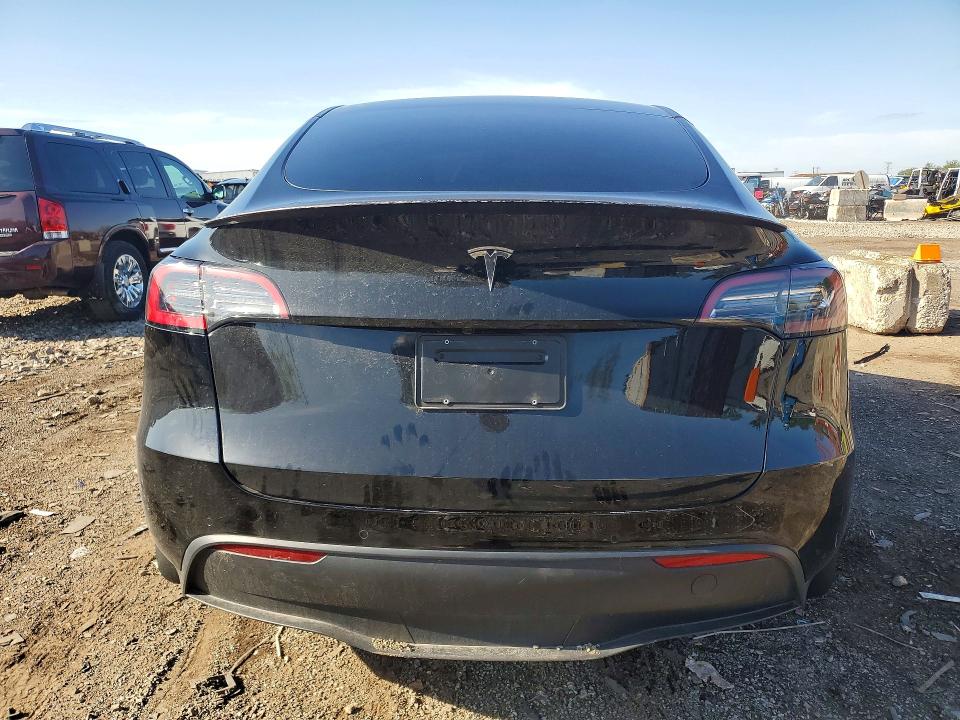 Продажа на аукционе авто 2021 Tesla Model Y, vin: 5YJYGDEF6MF270148, номер лота: 50991246