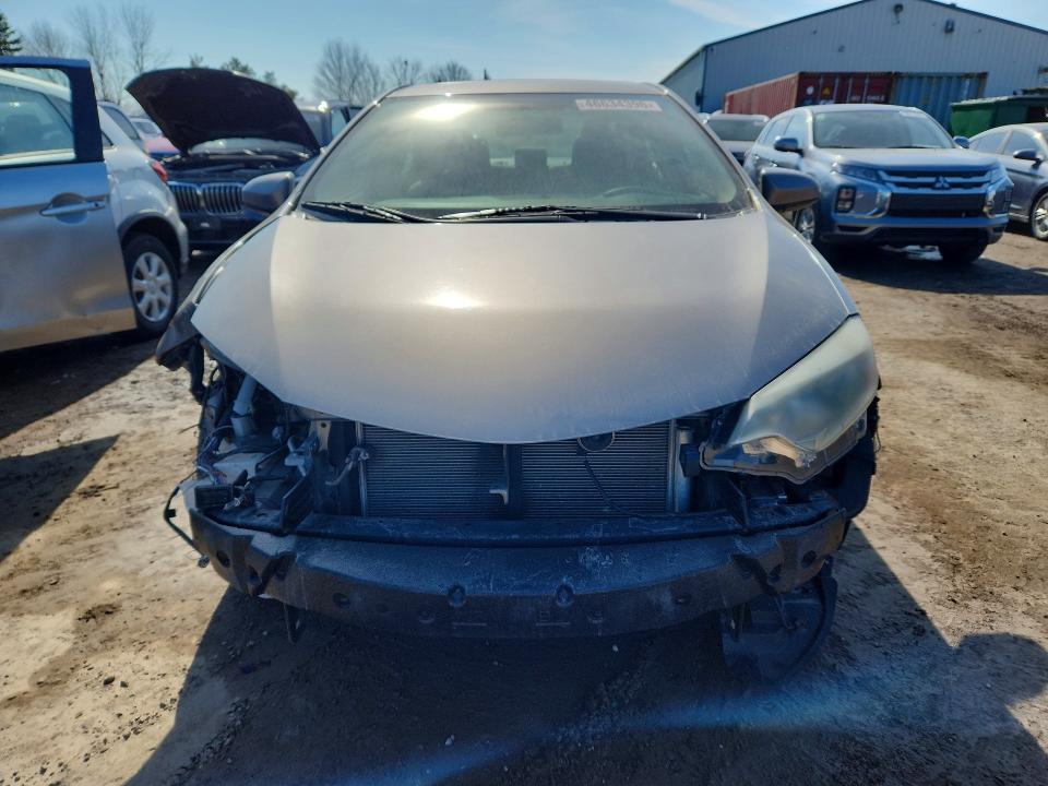 46634396 :رقم المزاد ، 2T1BURHE6FC264596 vin ، 2015 Toyota Corolla مزاد بيع