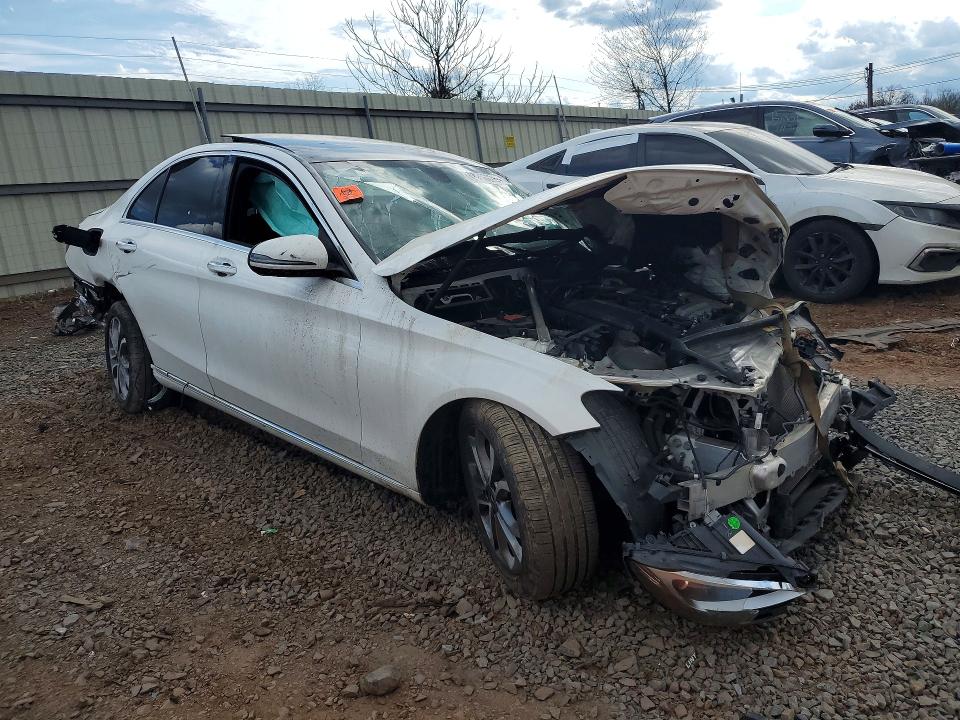 Продаж на аукціоні авто 2017 Mercedes-benz C, vin: 55SWF4KB6HU211391, номер лоту: 48056026
