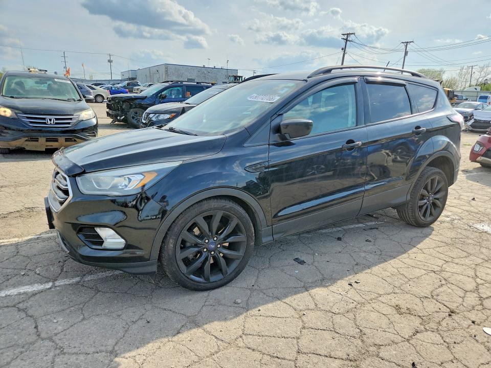 2018 Ford Escape მანქანა იყიდება აუქციონზე, vin: 1FMCU9GD3JUA13443, აუქციონის ნომერი: 50772766