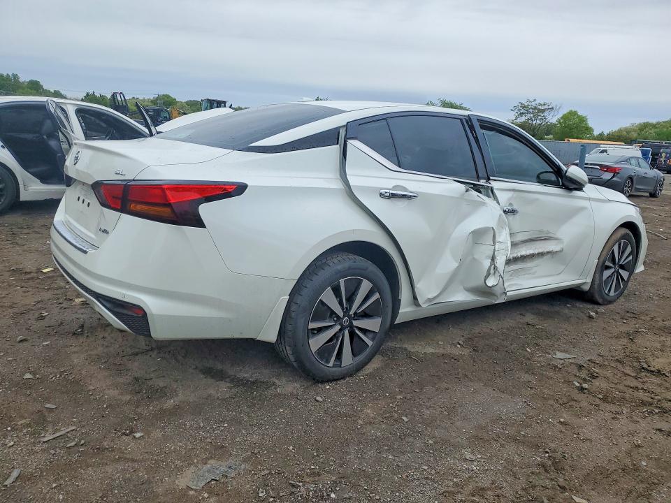 51479086 :رقم المزاد ، 1N4BL4EW7MN421880 vin ، 2021 Nissan Altima مزاد بيع