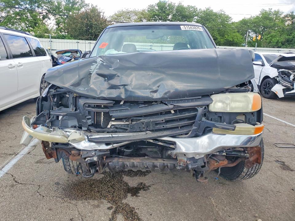 51543826 :رقم المزاد ، 1GTGK13U23F204863 vin ، 2003 Gmc Sierra مزاد بيع