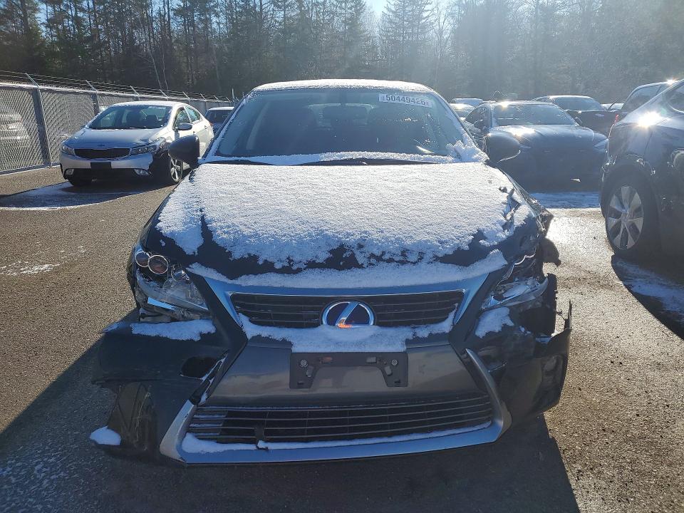 50449426 :رقم المزاد ، JTHKD5BHXH2281381 vin ، 2017 Lexus Ct مزاد بيع