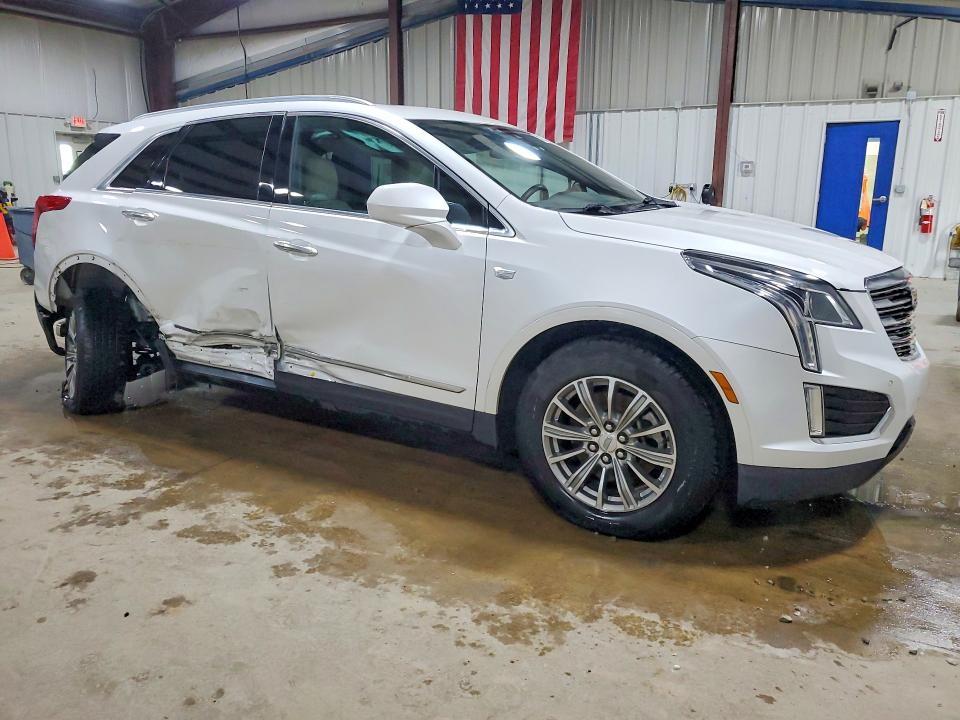 51253136 :رقم المزاد ، 1GYKNDRS2HZ133771 vin ، 2017 Cadillac Xt5 مزاد بيع