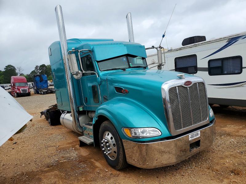 Продаж на аукціоні авто 2010 Peterbilt 386, vin: 1XPHD49X4AD105213, номер лоту: 48804686