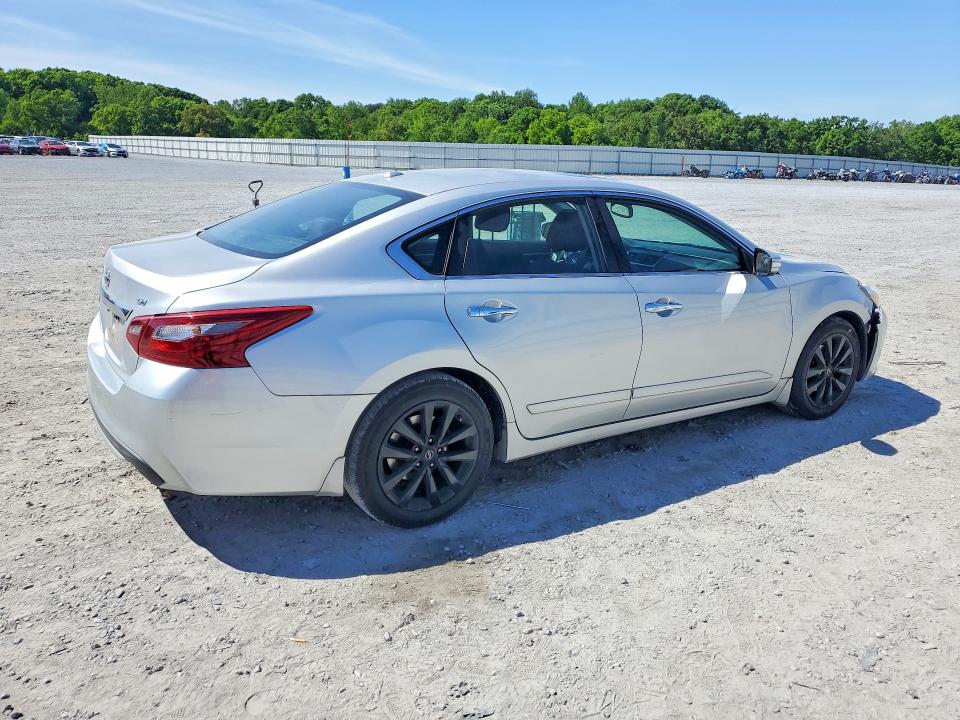 Продаж на аукціоні авто 2018 Nissan Altima, vin: 1N4AL3AP2JC223798, номер лоту: 51153686