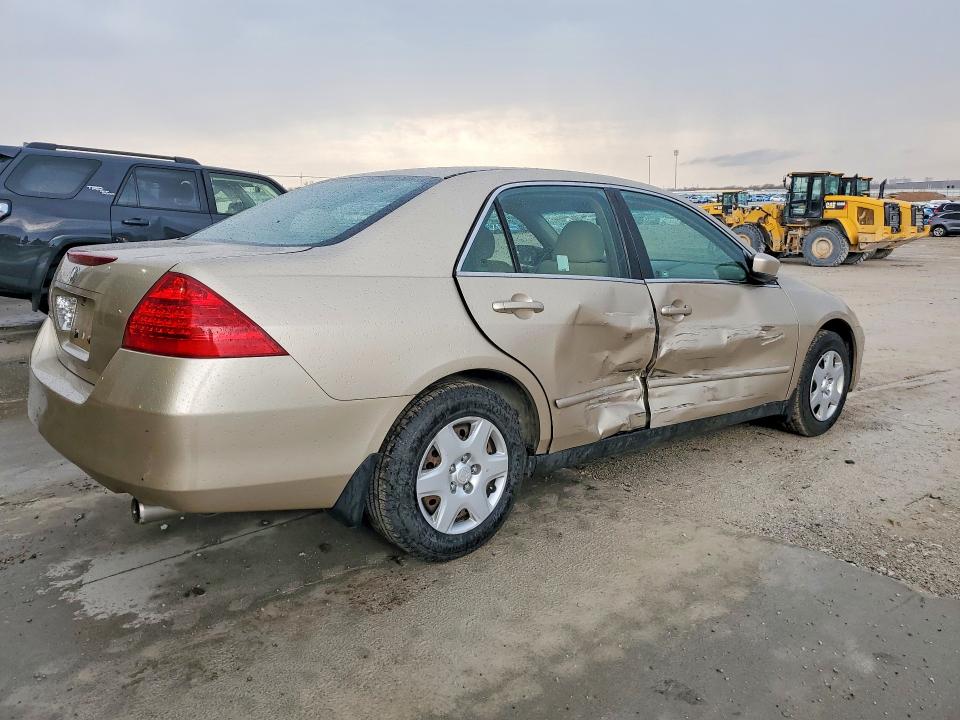 49316226 :رقم المزاد ، 1HGCM56497A027583 vin ، 2007 Honda Accord مزاد بيع