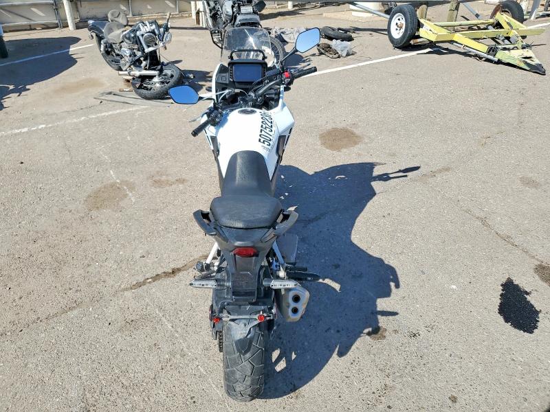 50752236 :رقم المزاد ، MLHPC7254S5100175 vin ، 2025 Honda Cb500 مزاد بيع