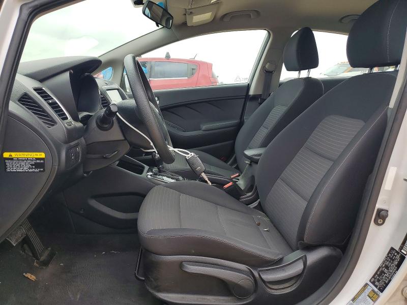 51124626 :رقم المزاد ، 3KPFL4A79JE240919 vin ، 2018 Kia Forte مزاد بيع