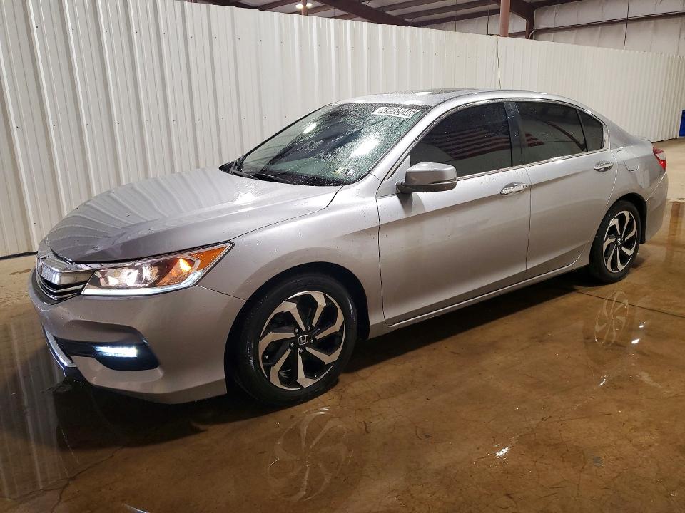 49865046 :رقم المزاد ، 1HGCR2F75HA186502 vin ، 2017 Honda Accord مزاد بيع