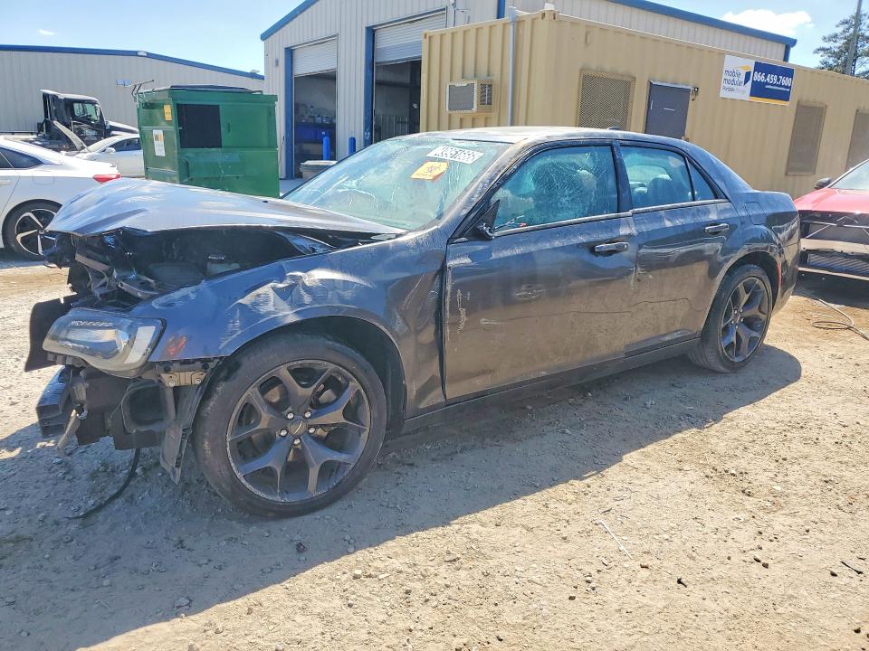 Auction sale of the 2023 Chrysler 300, vin: 2C3CCABG2PH633310, lot number: 51113916