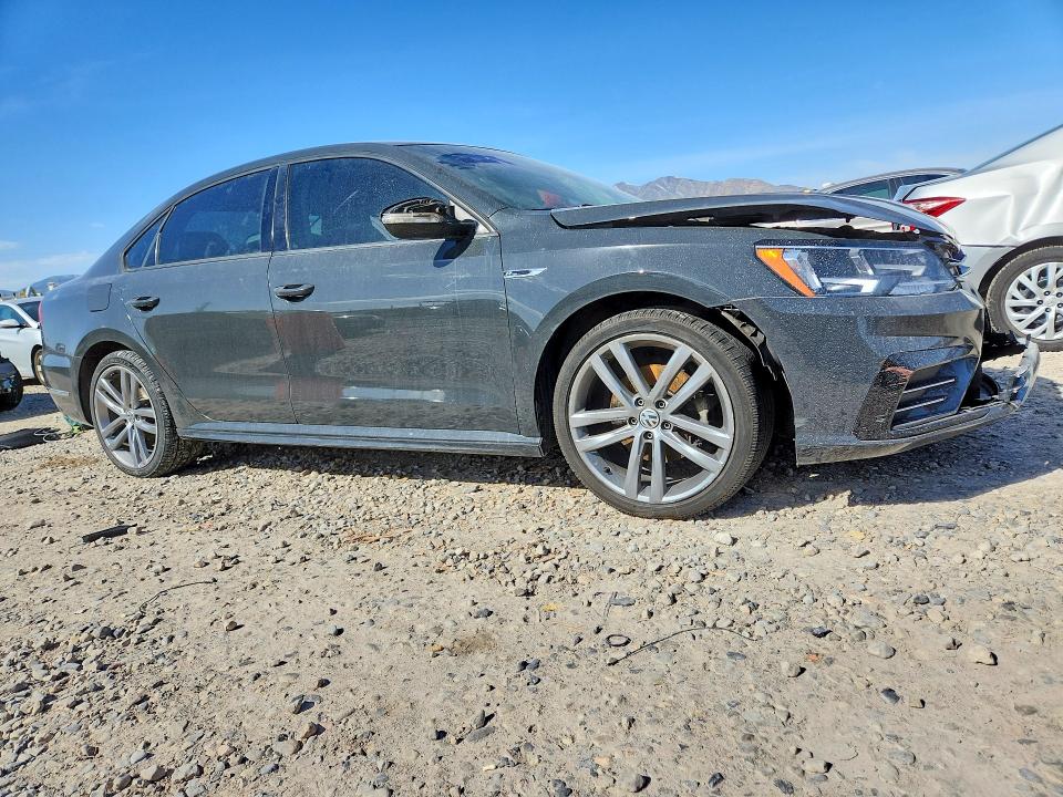 50162156 :رقم المزاد ، 1VWAA7A37JC028961 vin ، 2018 Volkswagen Passat مزاد بيع