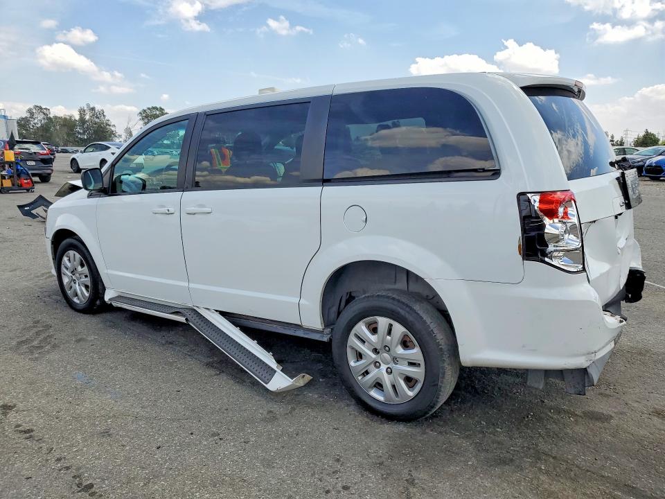 49670926 :رقم المزاد ، 2C4RDGBG1JR303665 vin ، 2018 Dodge Grand Caravan مزاد بيع