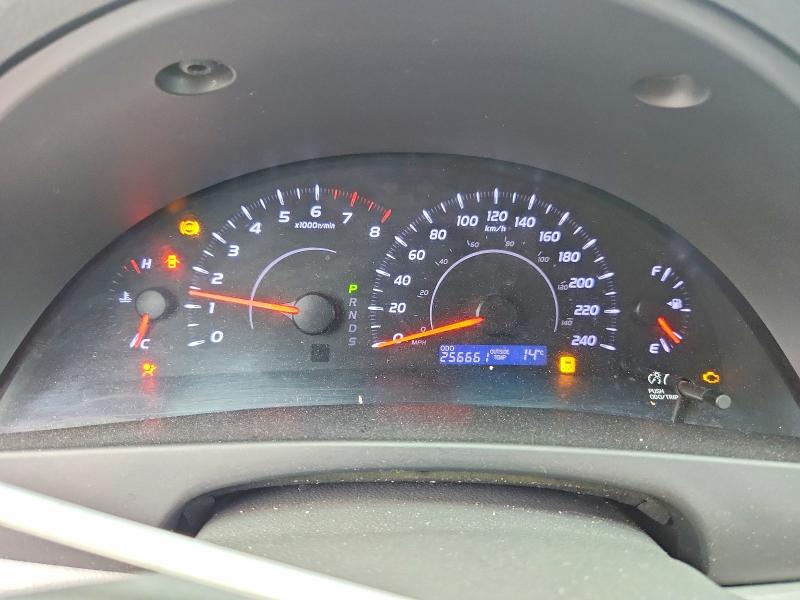 49460636 :رقم المزاد ، 4T1BF3EK5BU230577 vin ، 2011 Toyota Camry مزاد بيع