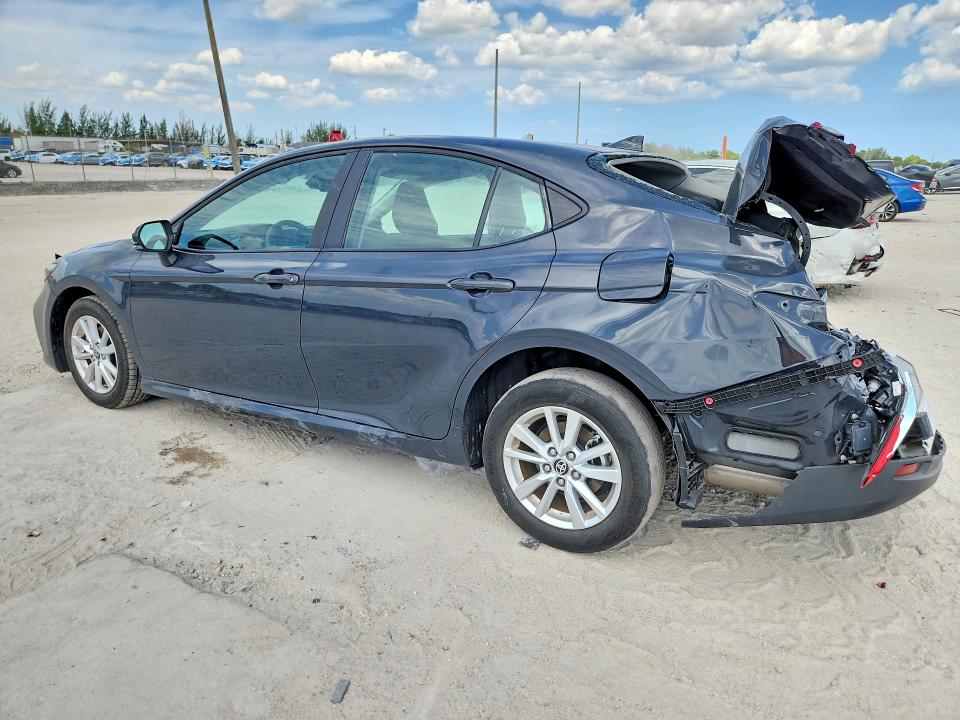 Продаж на аукціоні авто 2026 Toyota Camry, vin: 4T1DAACK2TU693728, номер лоту: 51968736