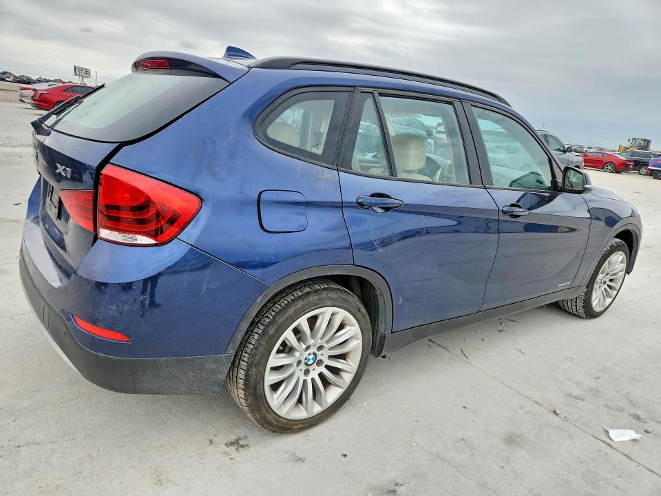 Продаж на аукціоні авто 2015 Bmw X1, vin: WBAVM1C50FV317129, номер лоту: 51526656