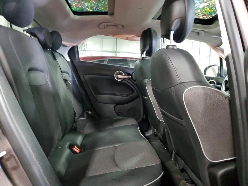 49798816 :رقم المزاد ، ZFBCFYCB8HP518628 vin ، 2017 Fiat 500x مزاد بيع